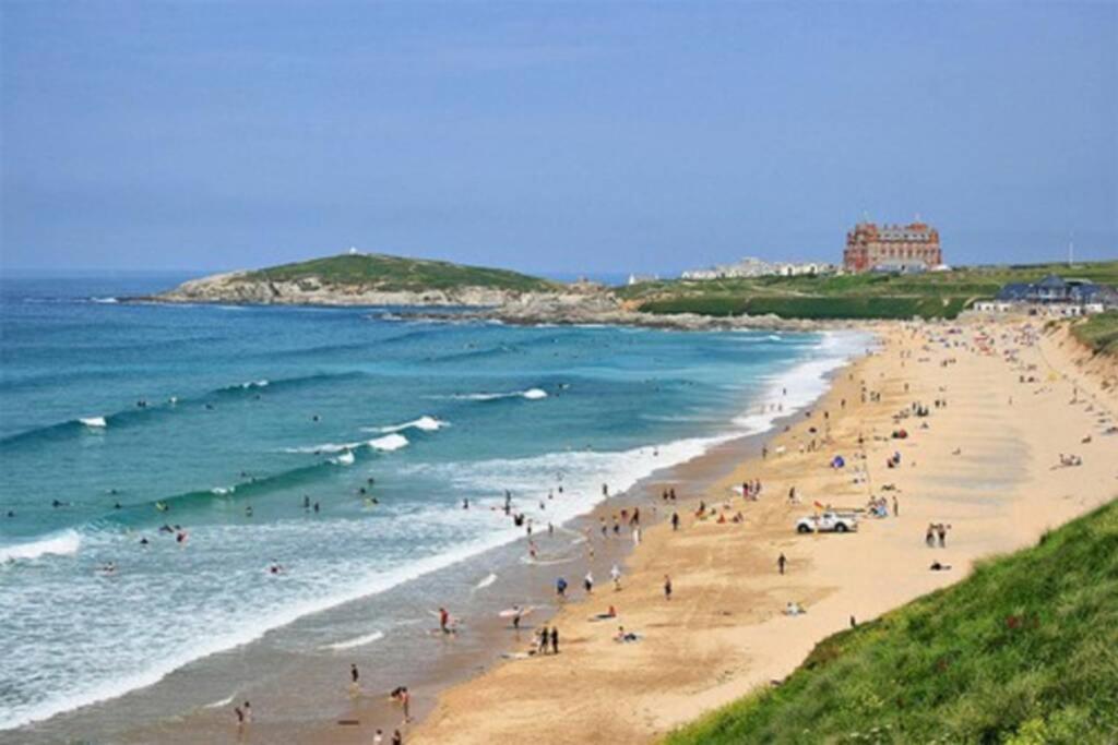 Large 5 Bed 3 Bath House 300 Meters From Beach And Restaurants New Quay Екстериор снимка